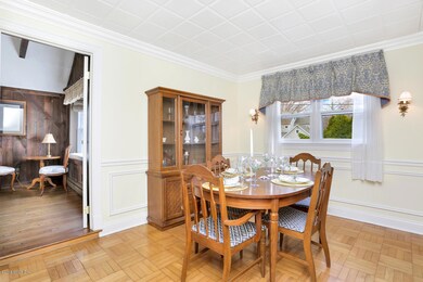 5 Circle Dr Greenwich CT 06830-large-008