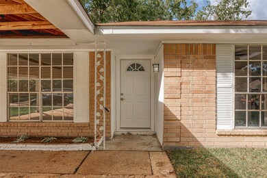 946 Fruitvale Dr, Houston, TX 77038 - photo 6