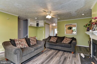 18722 Winding Creek Place, Germantown, MD 20874 - photo 6