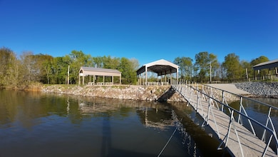 2623 Hardin Bottom River Rd, Clifton, TN 38425 - photo 7