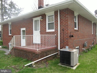 199 E Main St, Penns Grove, NJ 08069 - photo 2