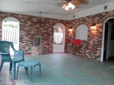 screened back porch