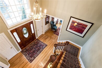 4 Camelot Ct, Cumberland, RI 02864 - photo 2