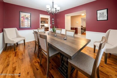 9323 Fern Bluff Ln, Louisville, KY 40229 - photo 7