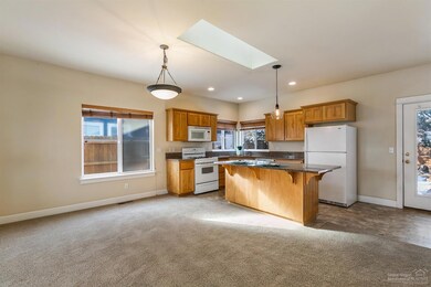 61239 Fairfield Dr, Bend, OR 97702 - photo 7