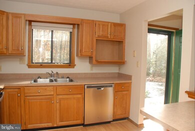 23207 Stoney Hill Ln, California, MD 20619 - photo 3