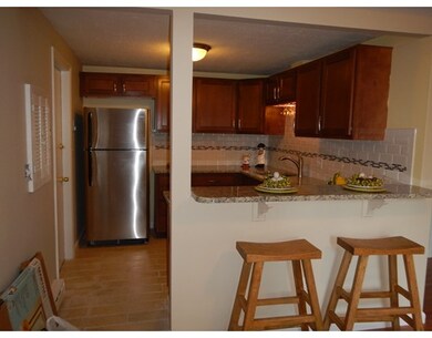 323 Lafayette St unit 2R, Salem, MA 01970 - photo 4