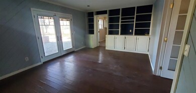 902 E 11th St, Cushing, OK 74023 - photo 6