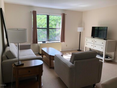 328 Pemberwick Rd unit 9, Greenwich, CT 06831 - photo 3