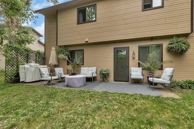 459 13th Ave S, Sauk Rapids, MN 56379 - photo 2