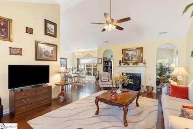 12 Rosemoss Ct, Simpsonville, SC 29680 - photo 5