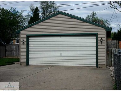 2415 Concord Rd, Lansing, MI 48910 - photo 2