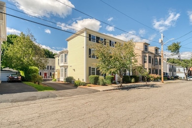 46-48 Purchase St unit 1, Newburyport, MA 01950 - photo 4