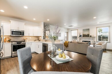 1697 NW Upas Ave, Redmond, OR 97756 - photo 4