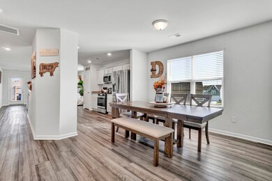 129 W Compass Way, Easley, SC 29640 - photo 4