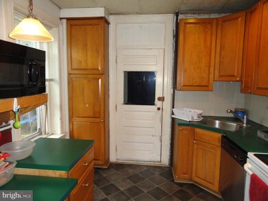 409 Main St, Red Hill, PA 18076 - photo 5