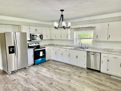 316 Edmonds Ln, Cookeville, TN 38506 - photo 5