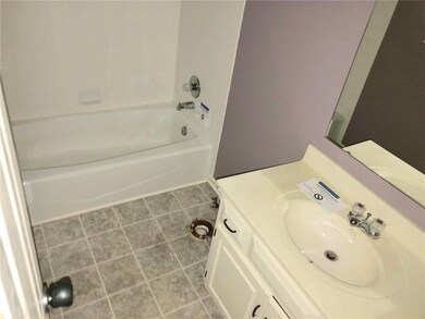 20053 W 220th St, Spring Hill, KS 66083 - photo 7