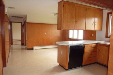 Great Working Kitchen~ Efficiency!