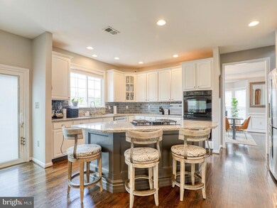 305 E Chincoteague Ct, Purcellville, VA 20132 - photo 7