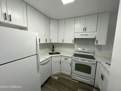 154 Cross Slope Ct unit K, Manalapan, NJ 07726 - photo 6