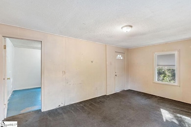 515 Beverly Rd, Spartanburg, SC 29307 - photo 2