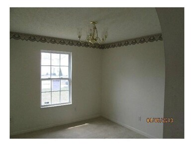 3254 Kady Ln, Columbus, OH 43232 - photo 5