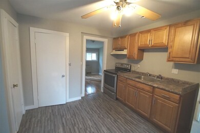 30 Coburn St unit 5, Salem, NH 03079 - photo 4