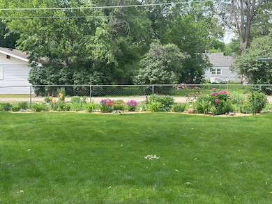 659 14th St SW, Huron, SD 57350 - photo 7