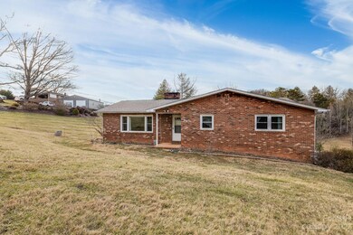 11 Overlook Dr, Leicester, NC 28748 - photo 2