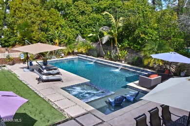 Stunning Entertainer's Backyard