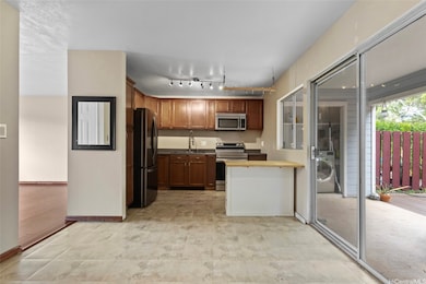 92-1226 Makakilo Dr unit 6, Kapolei, HI 96707 - photo 3