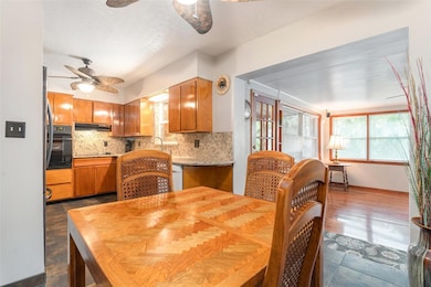 8897 Osprey Ln, Seminole, FL 33777 - photo 5