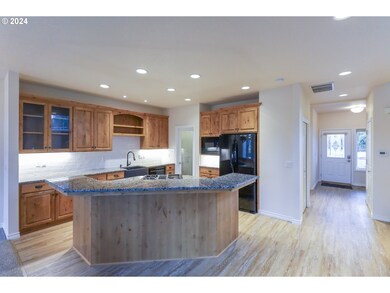 1485 Willamette Falls Dr, West Linn, OR 97068 - photo 6