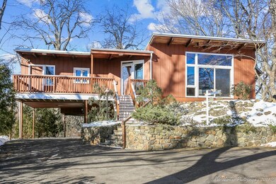 24 Cloutmans Ln, Marblehead, MA 01945 - photo 3