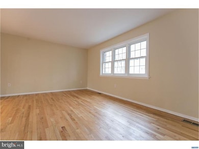 32 Westfield Dr, Newark, DE 19711 - photo 6