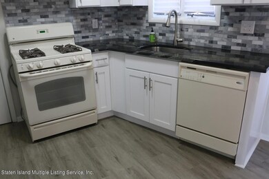 19 Arthur Ct, Staten Island, NY 10310 - photo 7