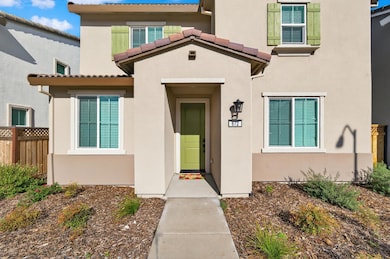 672 Whitewater Way, West Sacramento, CA 95605 - photo 4