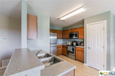 509 Shelly Dr, Troy, TX 76579 - photo 6