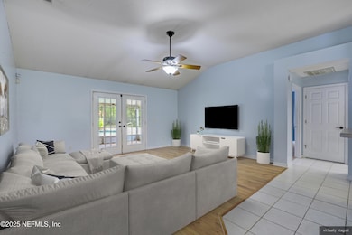 04 VS Living Room