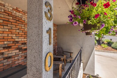 310MountainviewBlvd-3