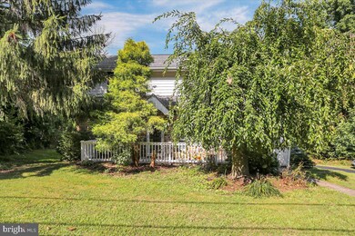 131 Wegman Rd, Reading, PA 19606 - photo 5