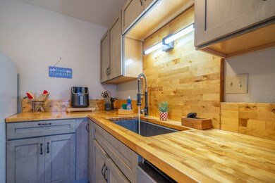 33 Hualalai St unit 304, Hilo, HI 96720 - photo 4