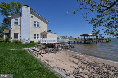 102 Beach Dr, Colonial Beach, VA 22443 - photo 2