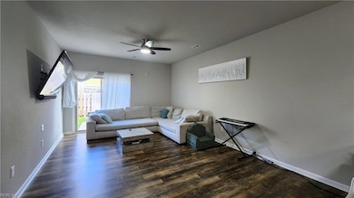 200 Seasons Cir unit 303, Suffolk, VA 23434 - photo 6