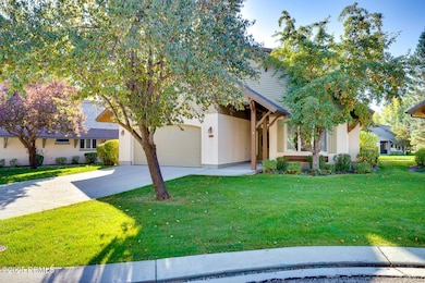 49 W Oberland Ct, Midway, UT 84049 - photo 2