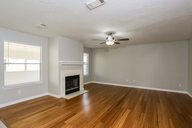 3528 Whitestone Dr, Pearland, TX 77584 - photo 4