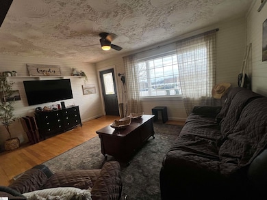 713 Cross Anchor Rd, Woodruff, SC 29388 - photo 5