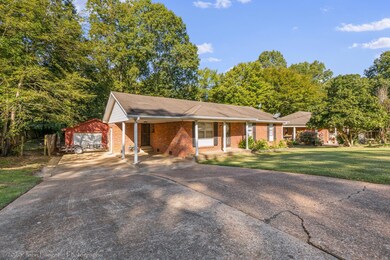 2641 Williamsburg Lane-Exterior-2