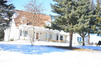 923 Renaldi Rd, Wind Gap, PA 18091 - photo 3